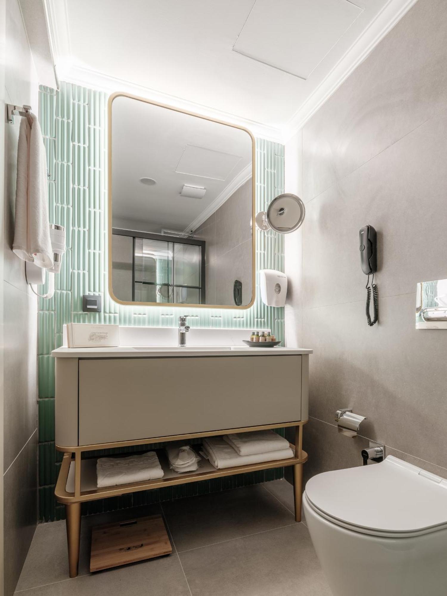 Perla Pura Hotel Измир Екстериор снимка